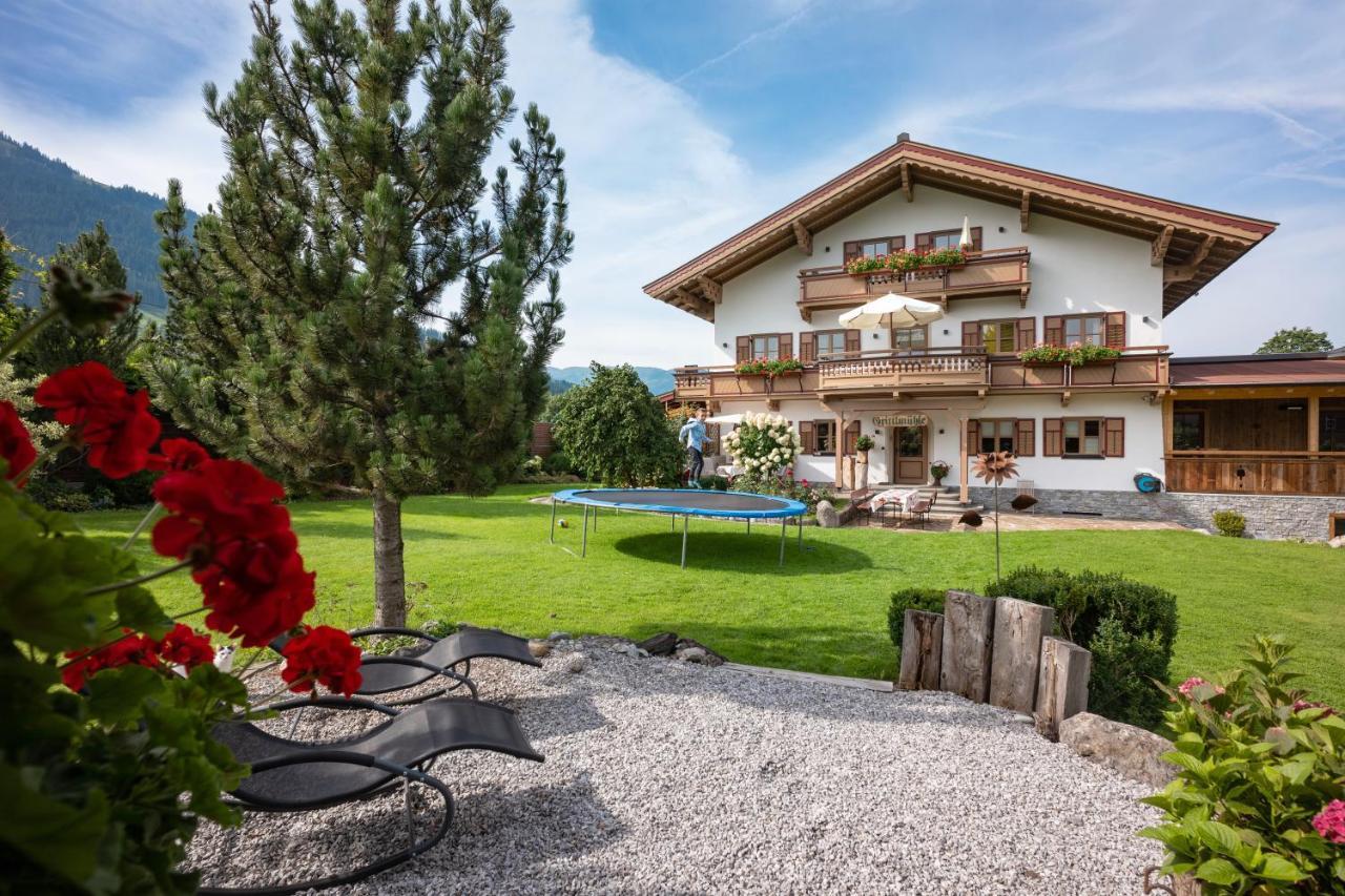 Grittlmuehle Chalet Ferienwohnungen Brixen im Thale Exterior photo